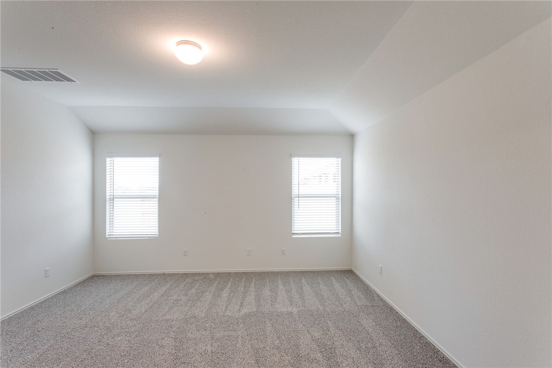 3417 Pauling Loop Round Rock, TX 78665 - Photo 15 of 31 an empty room with windows