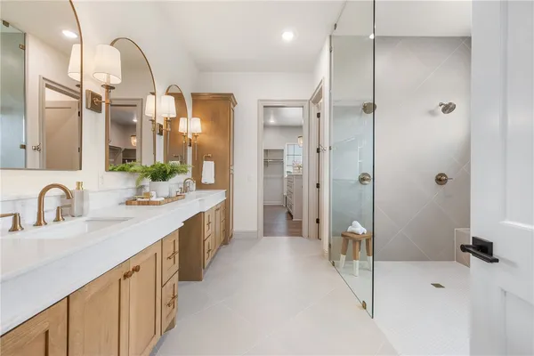 a bathroom with a bathtub
