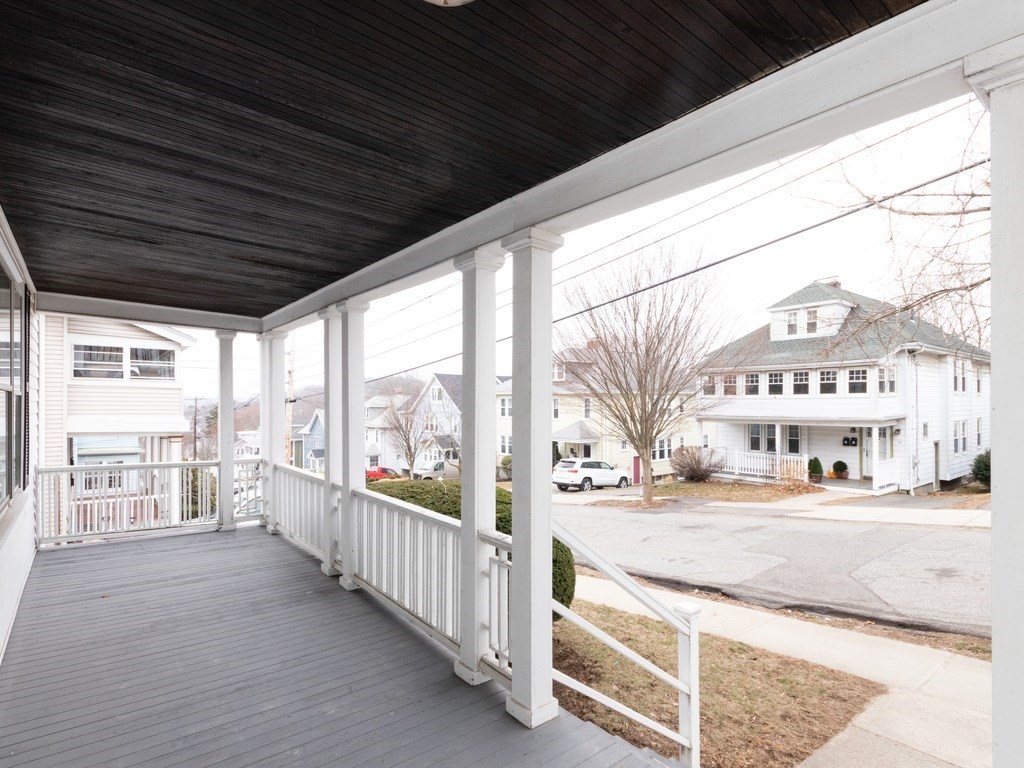 80 Bradford Road Watertown, MA 02472 - Photo 4 of 42 Gallery Image 4