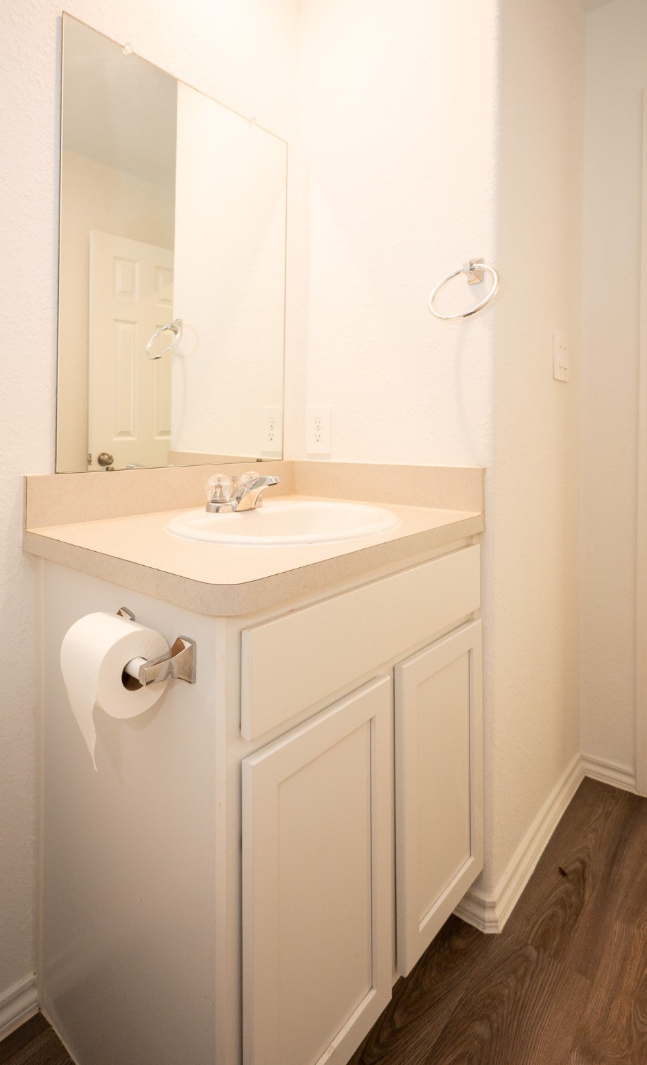 5403 Rosser Ruby Way Brookshire, TX 77423 - Photo 29 of 39 a utility room with dryer and washer
