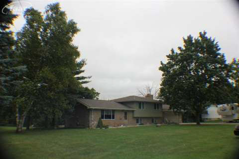 4125 South State Road Davison, MI 48423 - Photo 2 of 21 20420684-1.JPG