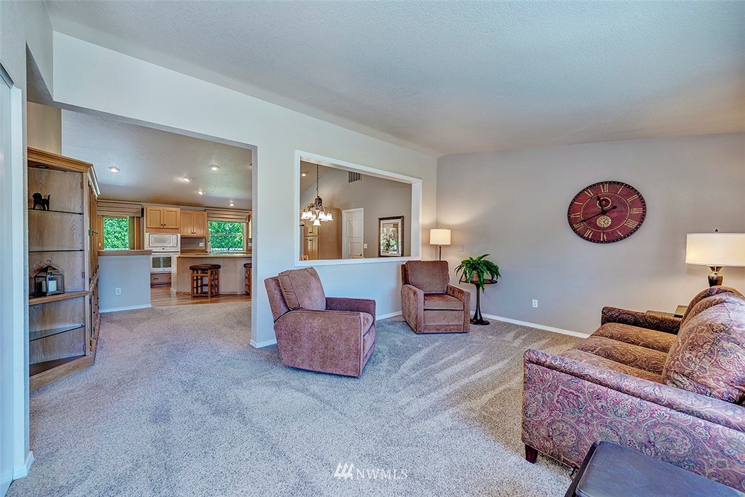4925 150th Place Southwest Edmonds, WA 98026 - Photo 2 of 19 Gallery Image 2