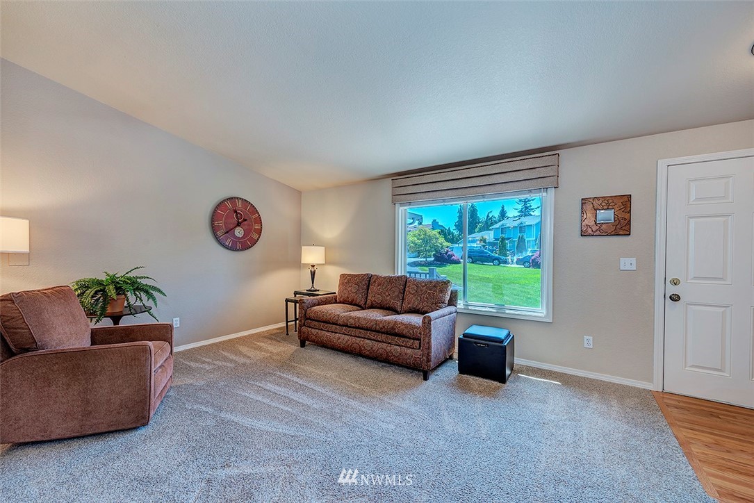 4925 150th Place Southwest Edmonds, WA 98026 - Photo 3 of 19 Gallery Image 3