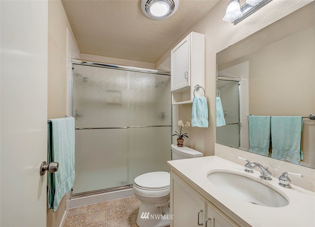 4925 150th Place Southwest Edmonds, WA 98026 - Photo 8 of 19 Gallery Image 8