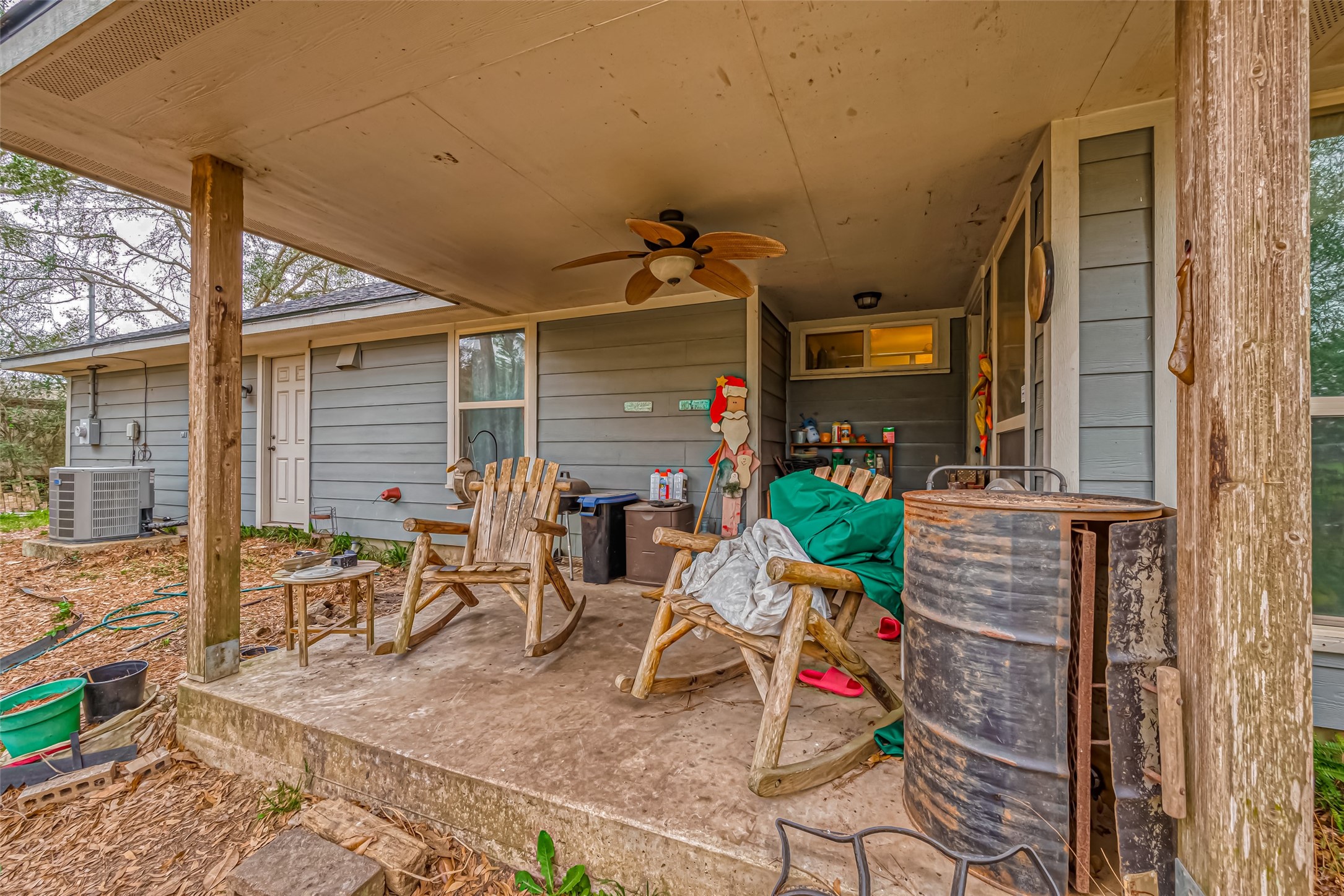 643 County Road 3706A Splendora, TX 77372 - Photo 22 of 28