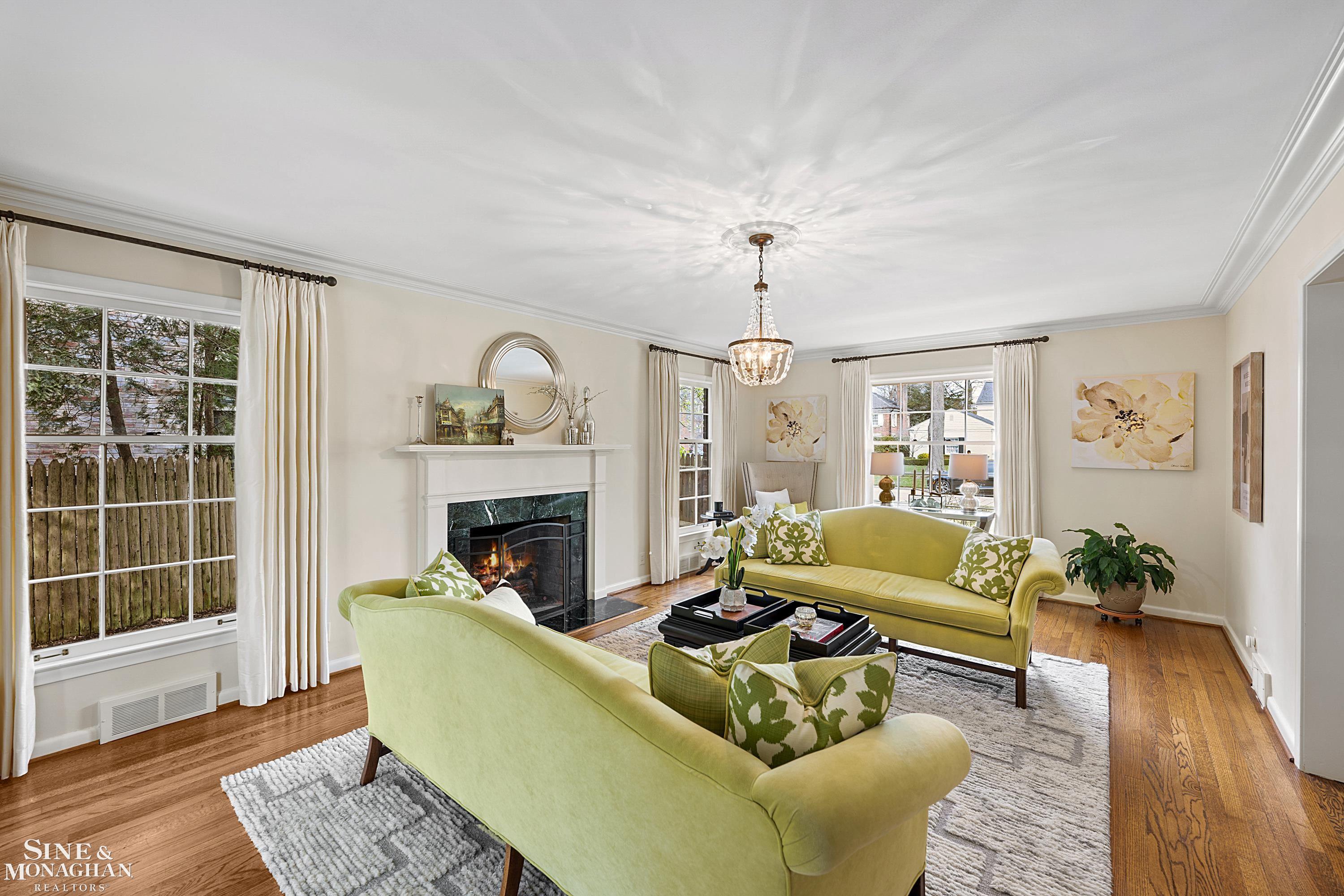 255 Cloverly Road Grosse Pointe Farms, MI 48236 - Photo 8 of 70