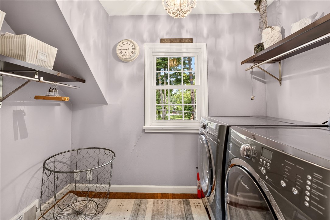 292 Chelmsford Road Brighton, NY 14618 - Photo 48 of 50