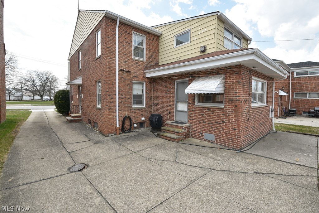 2215 South Green Road University Heights, OH 44121 - Photo 24 of 24