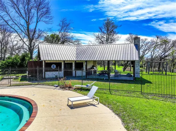 $58,200 | Lot 1 Longview Lane, Lone Oak, TX 75453