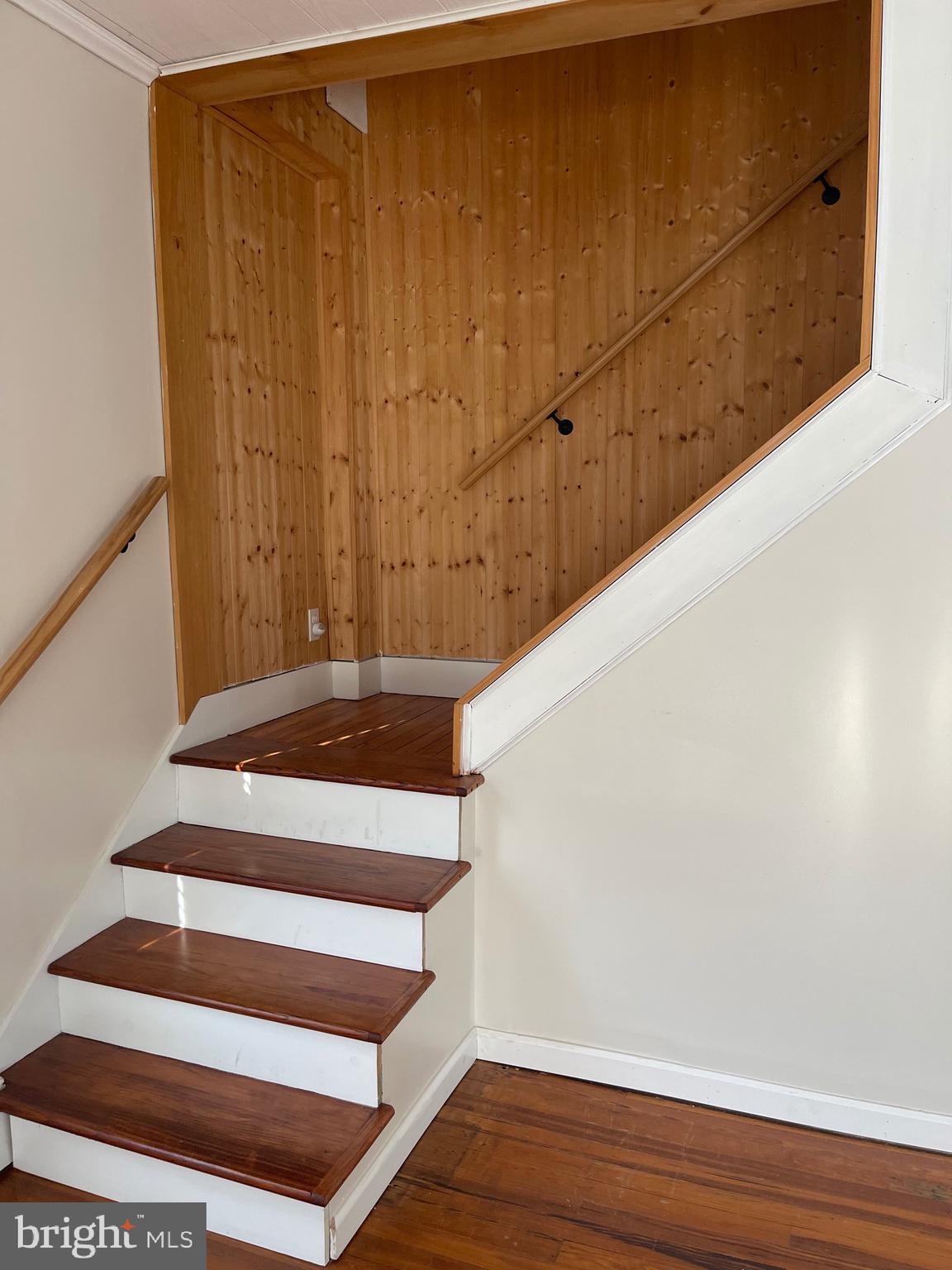 322 McKinley Avenue Pitman, NJ 08071 - Photo 19 of 44 a view of entryway