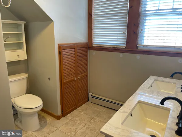 $2,750 | 322 McKinley Avenue, Pitman, NJ 08071