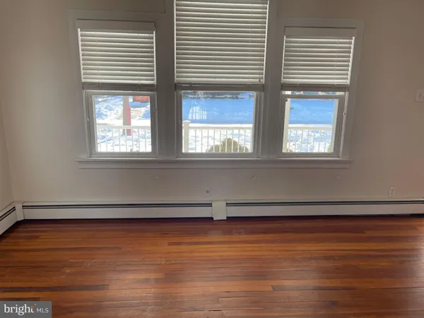$2,750 | 322 McKinley Avenue, Pitman, NJ 08071