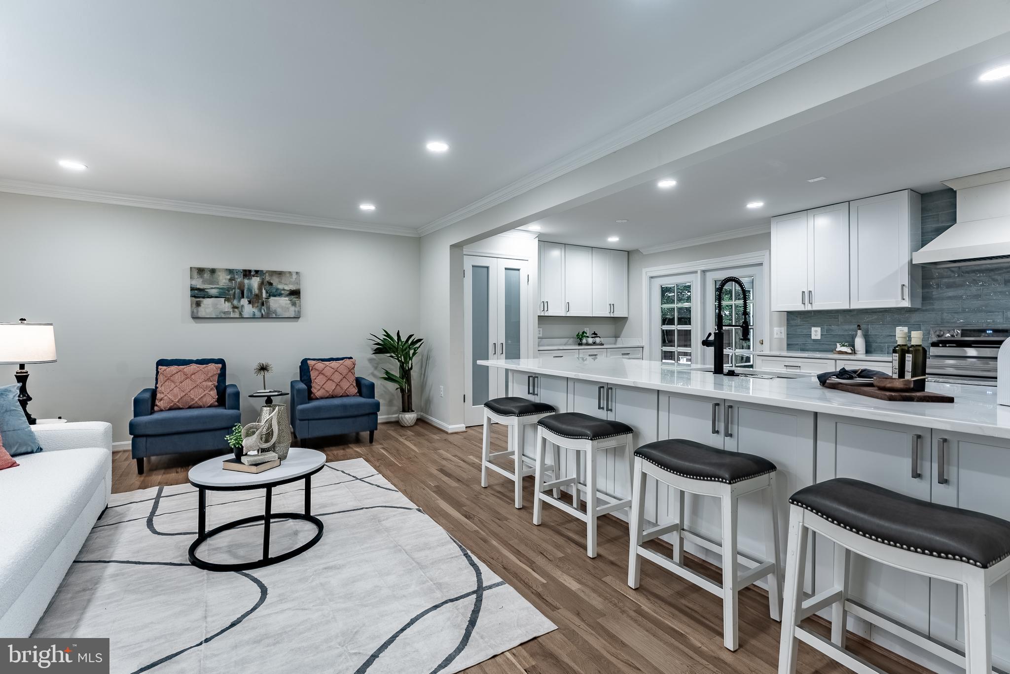 4716 Pickett Road Fairfax, VA 22032 - Photo 12 of 64 Gallery Image 12