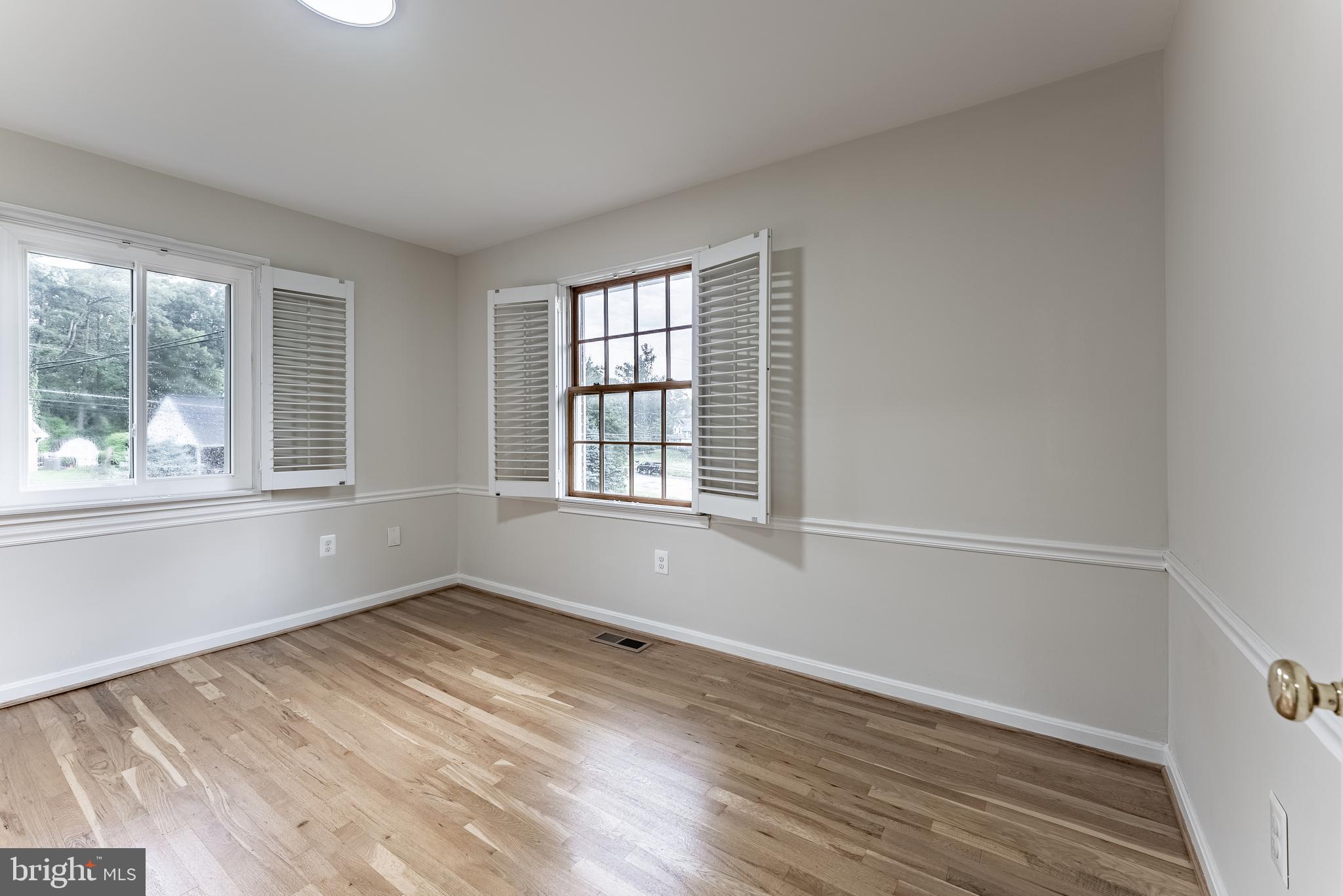 4716 Pickett Road Fairfax, VA 22032 - Photo 38 of 64 Gallery Image 38