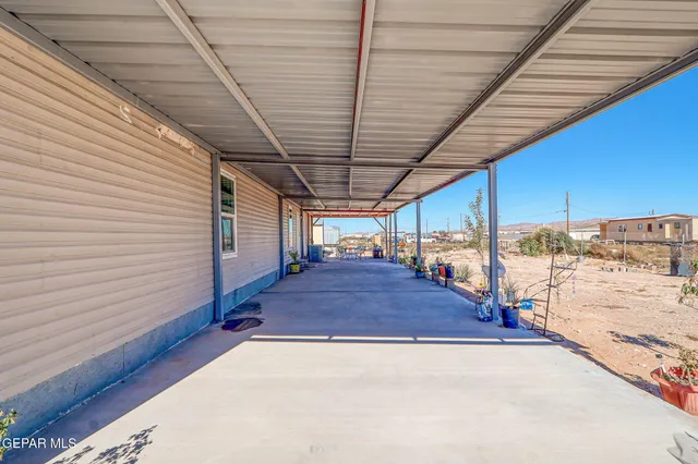 a view of a house with a outdoor space