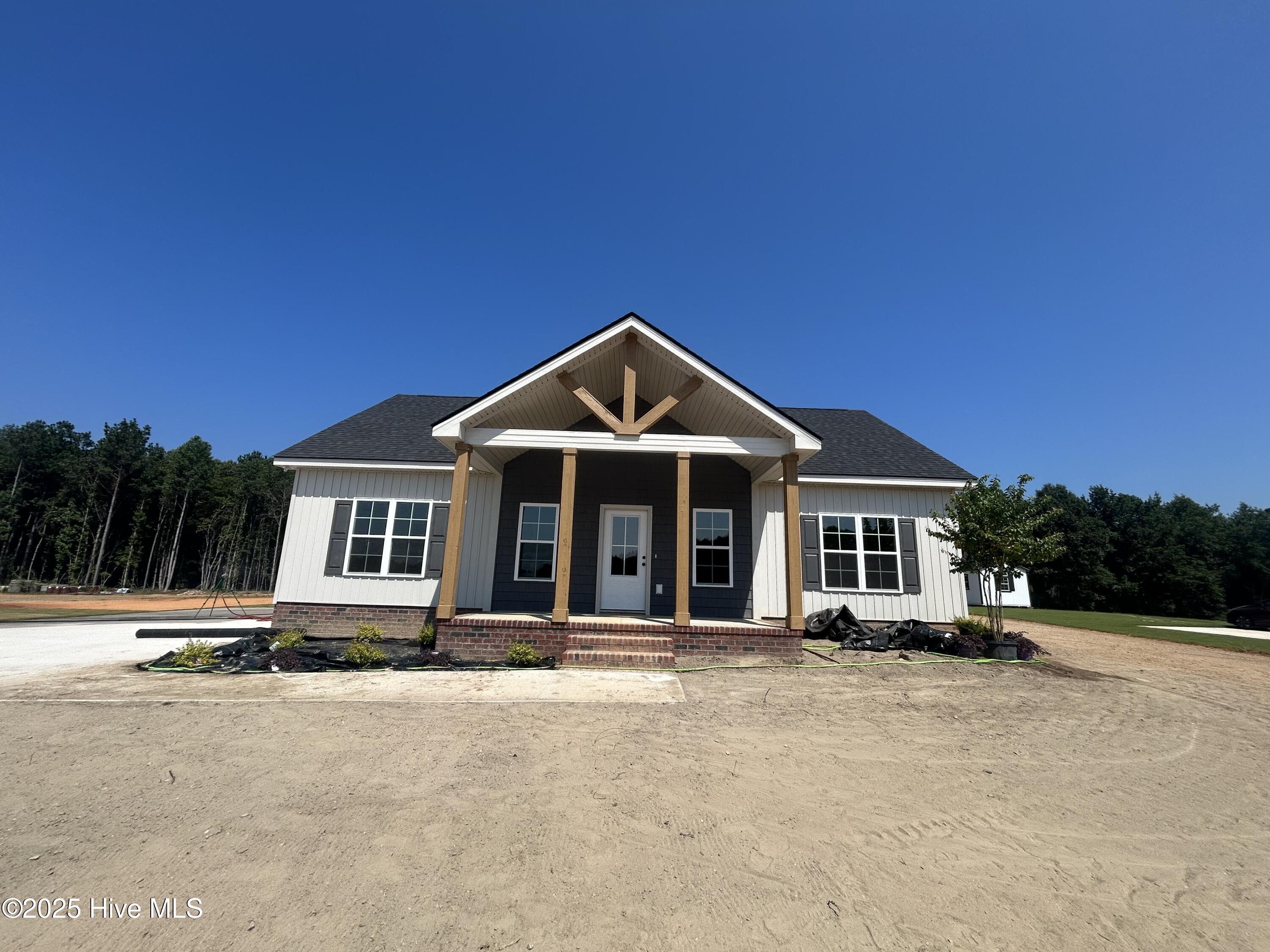 504 Johnny Johnson Road Enfield, NC 27823 - Photo 1 of 20 32167_Image_1
