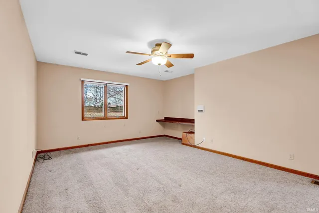 $342,000 | 8211 Yorkridge Drive, Newburgh, IN 47630