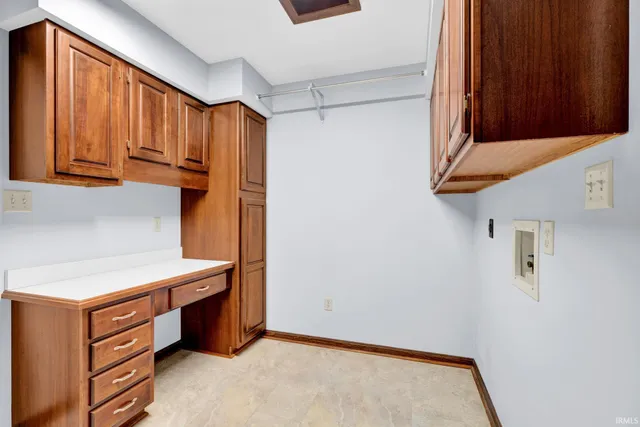 $342,000 | 8211 Yorkridge Drive, Newburgh, IN 47630