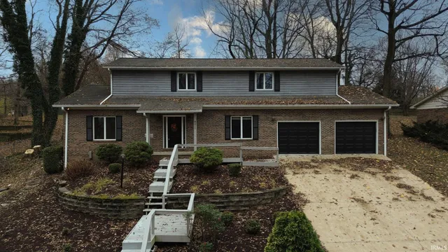 $342,000 | 8211 Yorkridge Drive, Newburgh, IN 47630