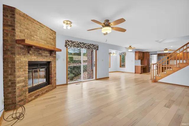 $342,000 | 8211 Yorkridge Drive, Newburgh, IN 47630