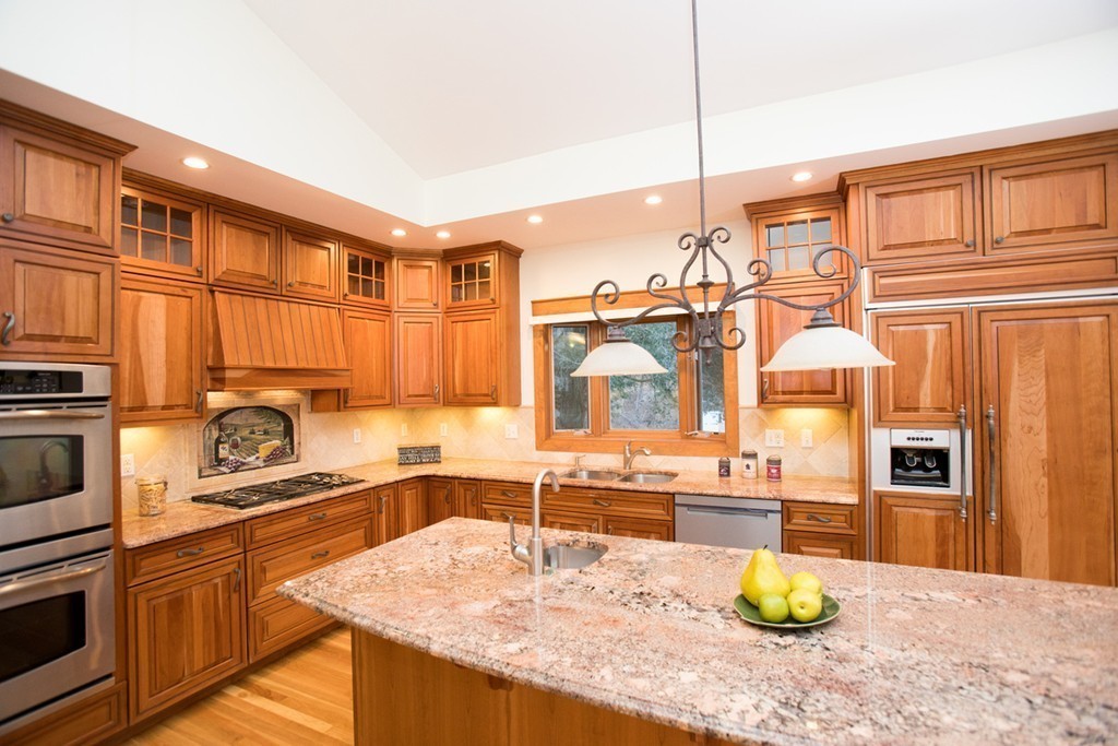 18 Snake Brook Road Wayland, MA 01778 - Photo 2 of 21 Gallery Image 2