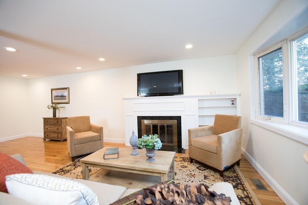 18 Snake Brook Road Wayland, MA 01778 - Photo 8 of 21 Gallery Image 8