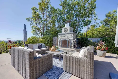 $4,195,000 | 900 Channel Island Drive, Encinitas, CA 92024