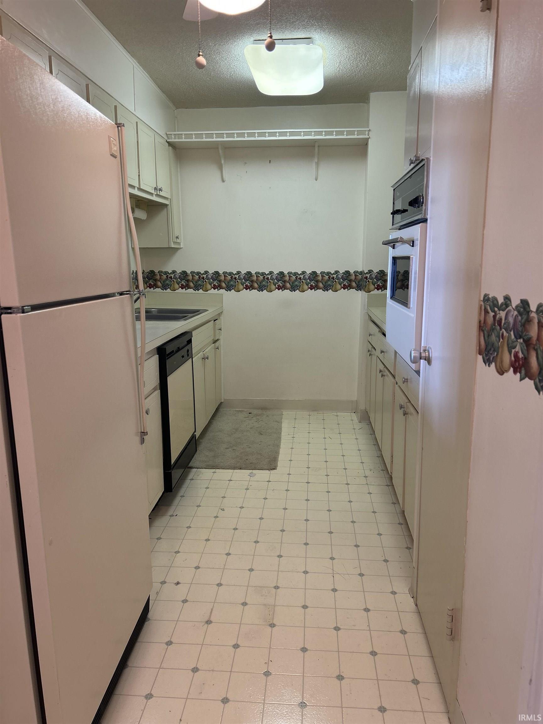 1100 Erie Avenue, Unit 509 Evansville, IN 47715 - Photo 8 of 22