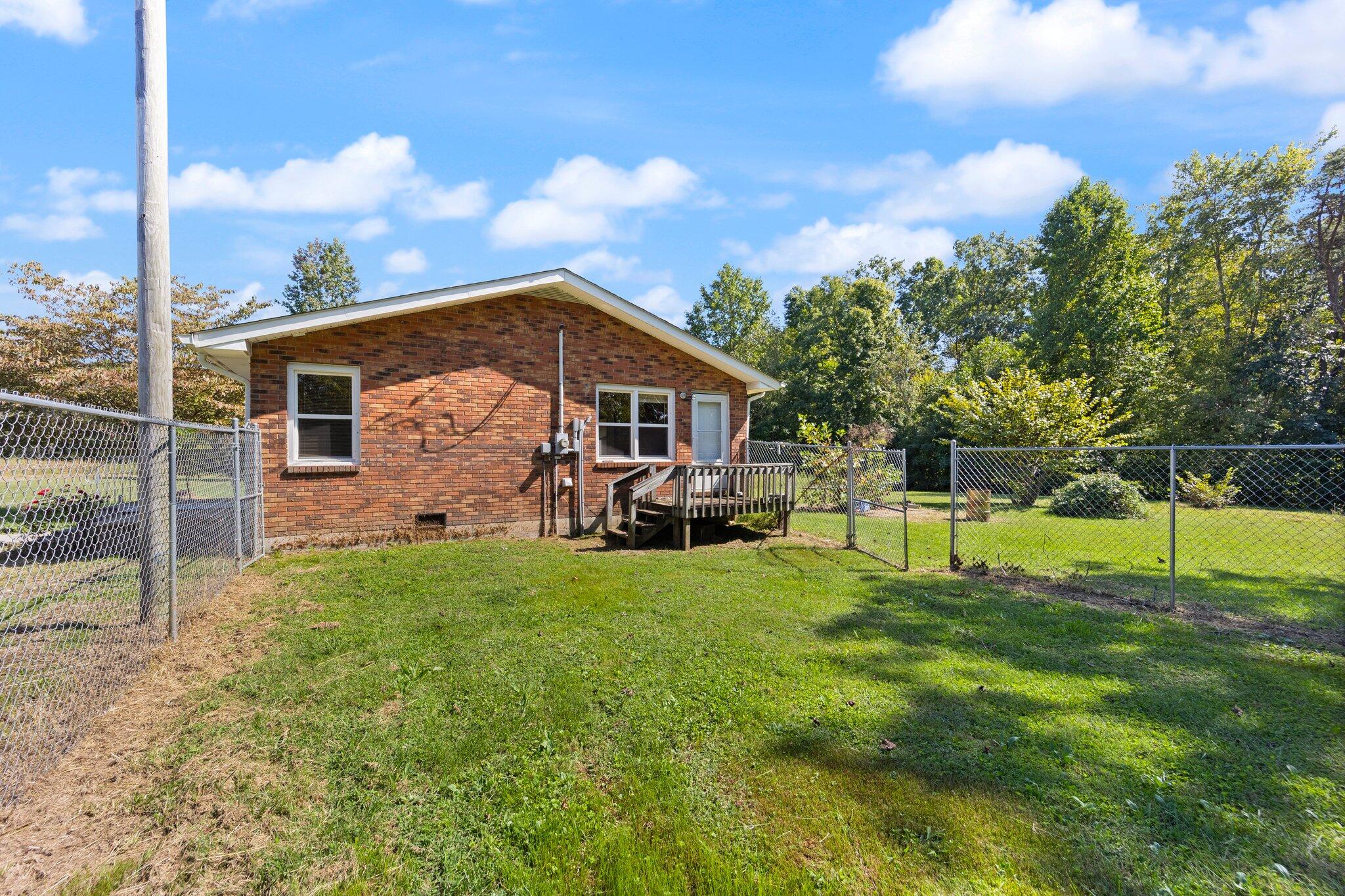 2015 Ellison Pulaski Road Eubank, KY 42567 - Photo 5 of 48 34-web-or-mls-NJ9A7354