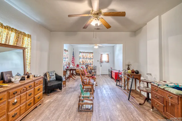 $155,000 | 137 West Garden Street, Uvalde, TX 78801