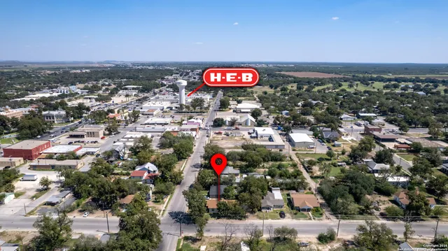 $155,000 | 137 West Garden Street, Uvalde, TX 78801