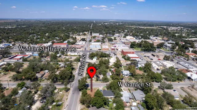 $155,000 | 137 West Garden Street, Uvalde, TX 78801
