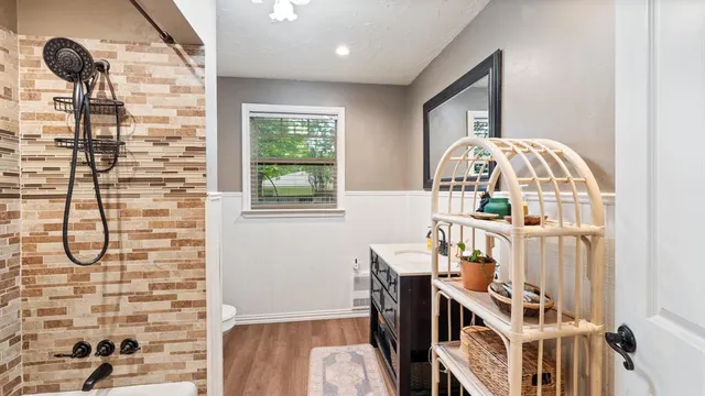 $324,900 | 518 West Kansas Street, Van, TX 75790