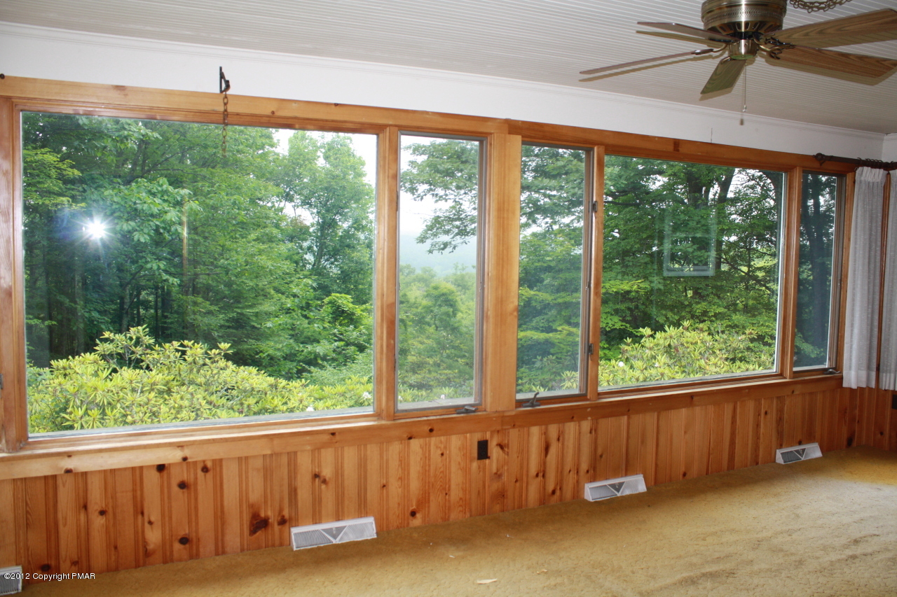 105 Rhodora Lane Cresco, PA 18326 - Photo 12 of 13 Sunroom