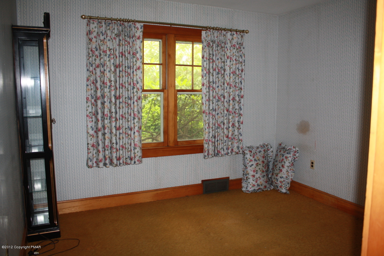 105 Rhodora Lane Cresco, PA 18326 - Photo 8 of 13 Bedroom 3