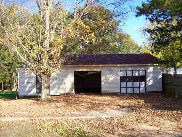 1633 Bobbitt Road Kittrell, NC 27544 - Photo 3 of 10 Gallery Image 3