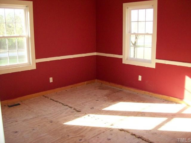 1633 Bobbitt Road Kittrell, NC 27544 - Photo 6 of 10 Gallery Image 6