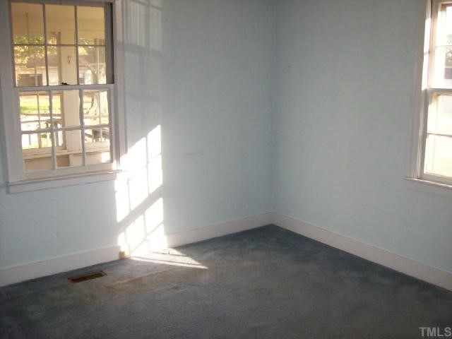 1633 Bobbitt Road Kittrell, NC 27544 - Photo 8 of 10 Gallery Image 8