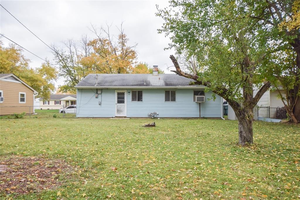 2904 South Cherokee Road Muncie, IN 47302 - Photo 3 of 24 Gallery Image 3