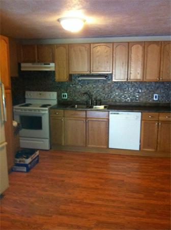 4 Walker Road, Unit 5 North Andover, MA 01845 - Photo 1 of 7 Gallery Image 1