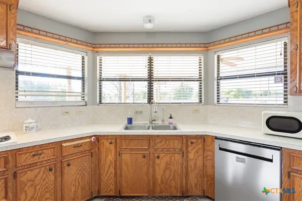 $263,000 | 11510 South Whitehall Road, Moody, TX 76557