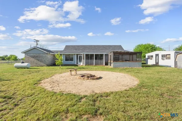 $263,000 | 11510 South Whitehall Road, Moody, TX 76557