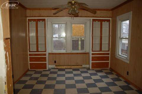 6054 Flushing Road Flushing, MI 48433 - Photo 6 of 12 20384417-5.JPG