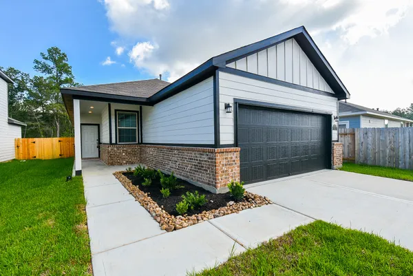$2,050 | 16493 Moss Lane, Porter, TX 77365