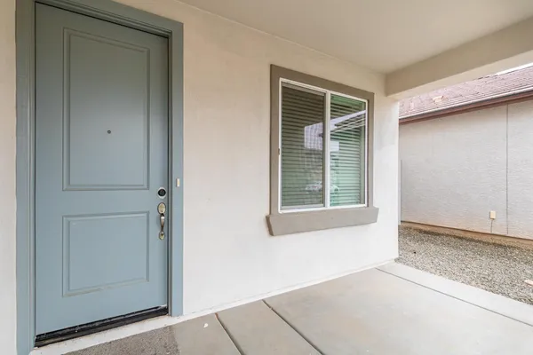 $2,700 | 8421 West Atlantis Way, Tolleson, AZ 85353