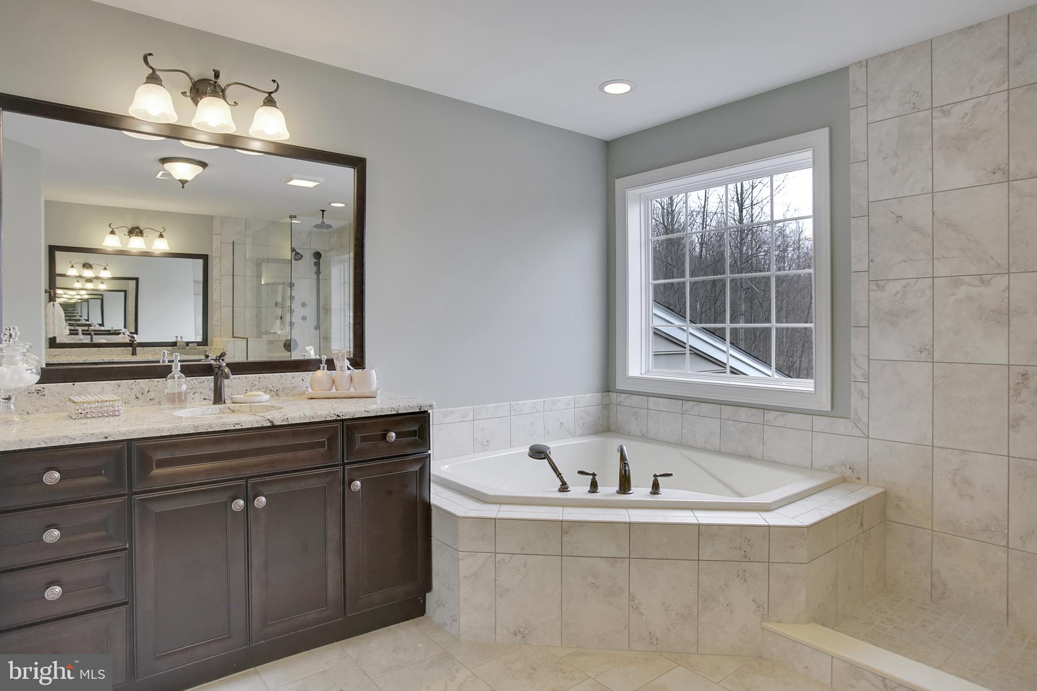 2747 Colonial Road Harrisburg, PA 17112 - Photo 29 of 40 Gallery Image 29
