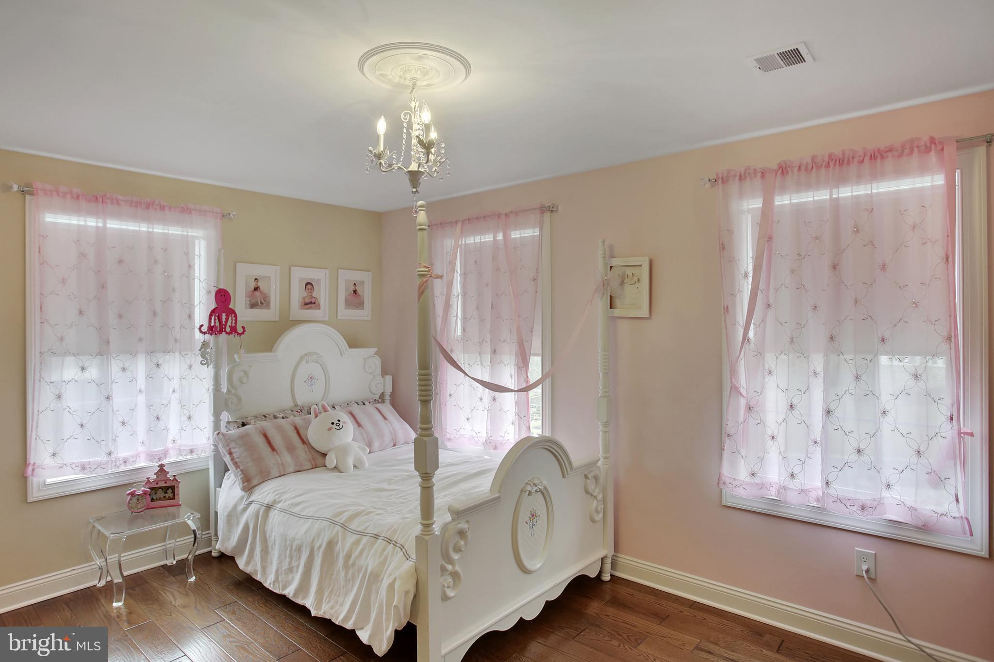 2747 Colonial Road Harrisburg, PA 17112 - Photo 35 of 40 Gallery Image 35
