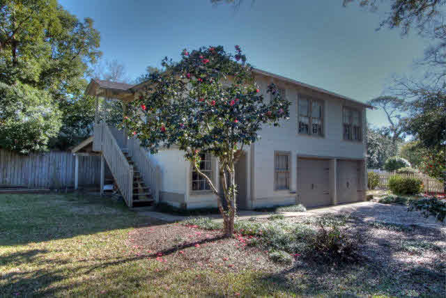 113 Gaston Avenue Fairhope, AL 36532 - Photo 2 of 12