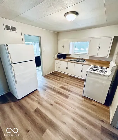 $189,000 | 212 East High Street, Fortville, IN 46040