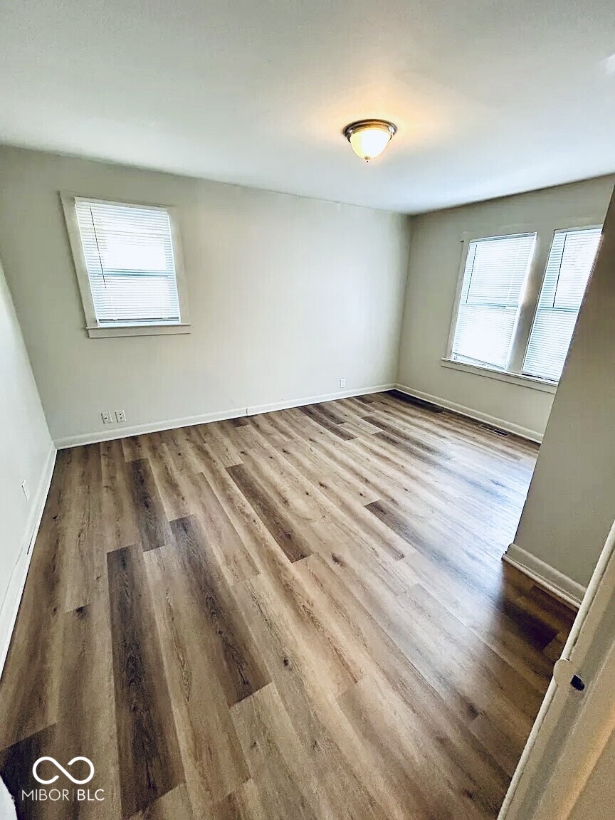 212 East High Street Fortville, IN 46040 - Photo 7 of 13